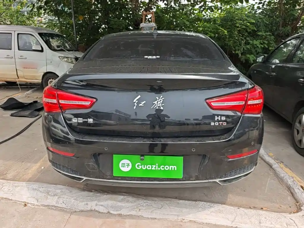 Hongqi Hongqi H5 — миниатюра 6