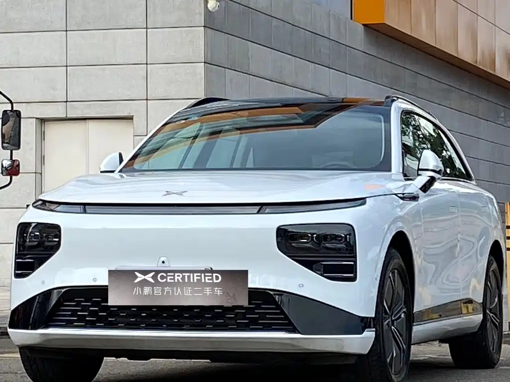 2023 Xpeng G9 - zdjęcie 1 z 9