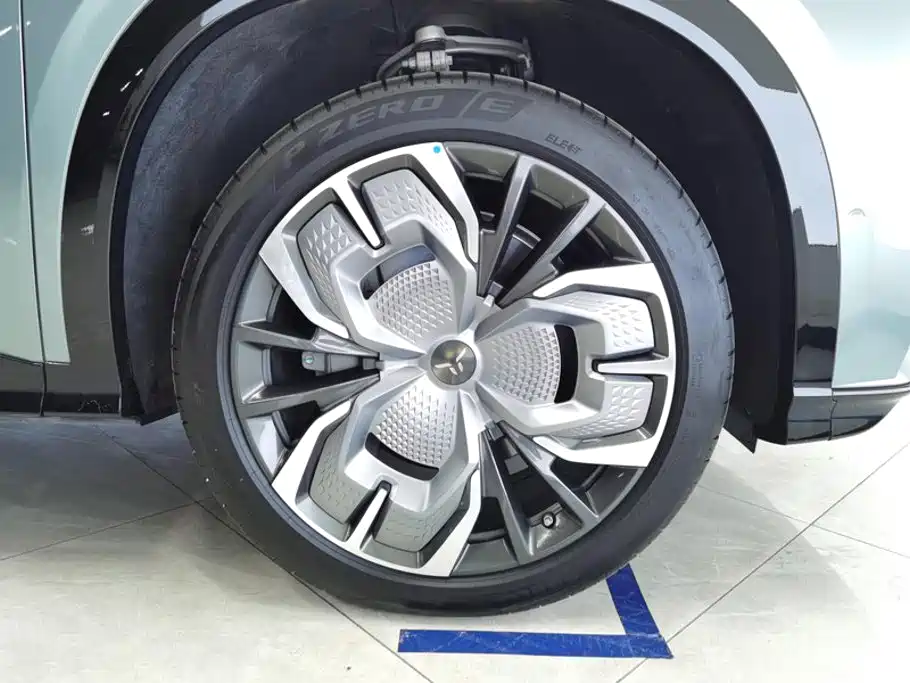 Hongqi Hongqi Tiangong 08 — миниатюра 6