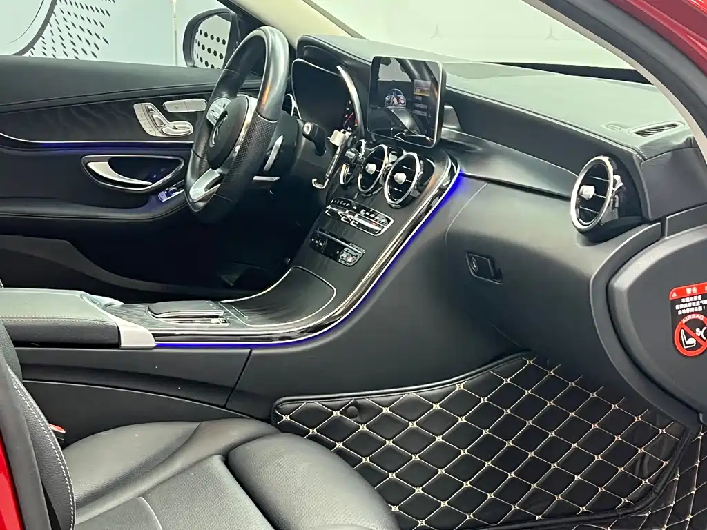 Mercedes-Benz C-Class — миниатюра 10