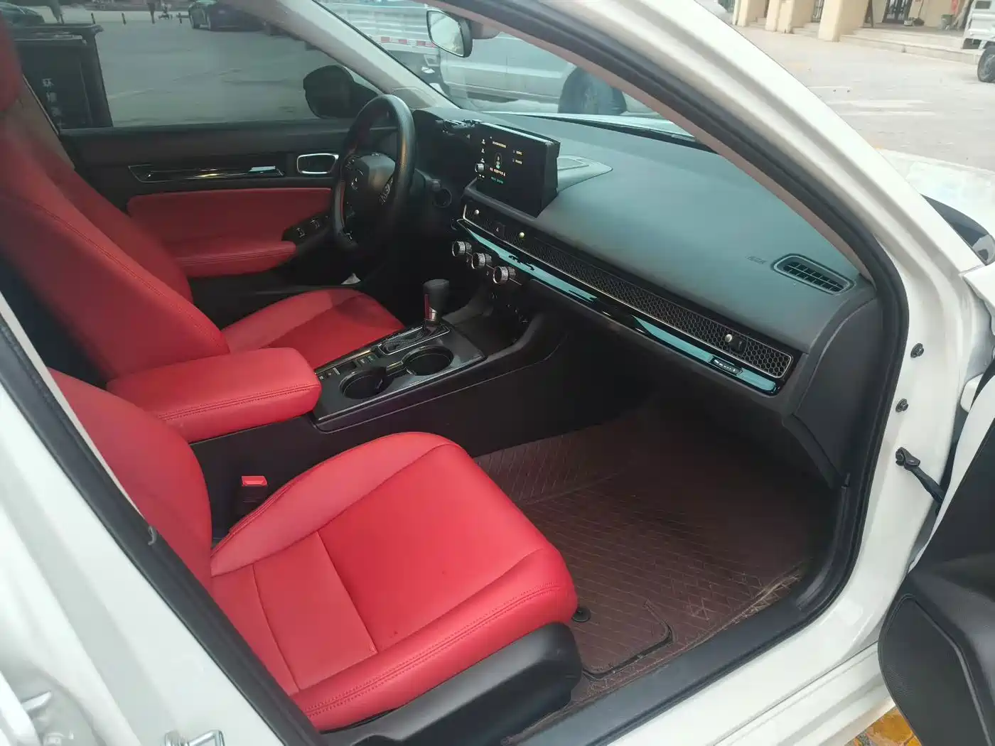 Honda Civic id 4659692 из Китая 18