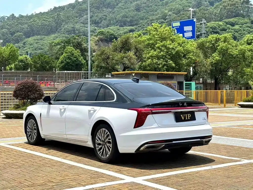 Hongqi Hongqi H5 — миниатюра 9