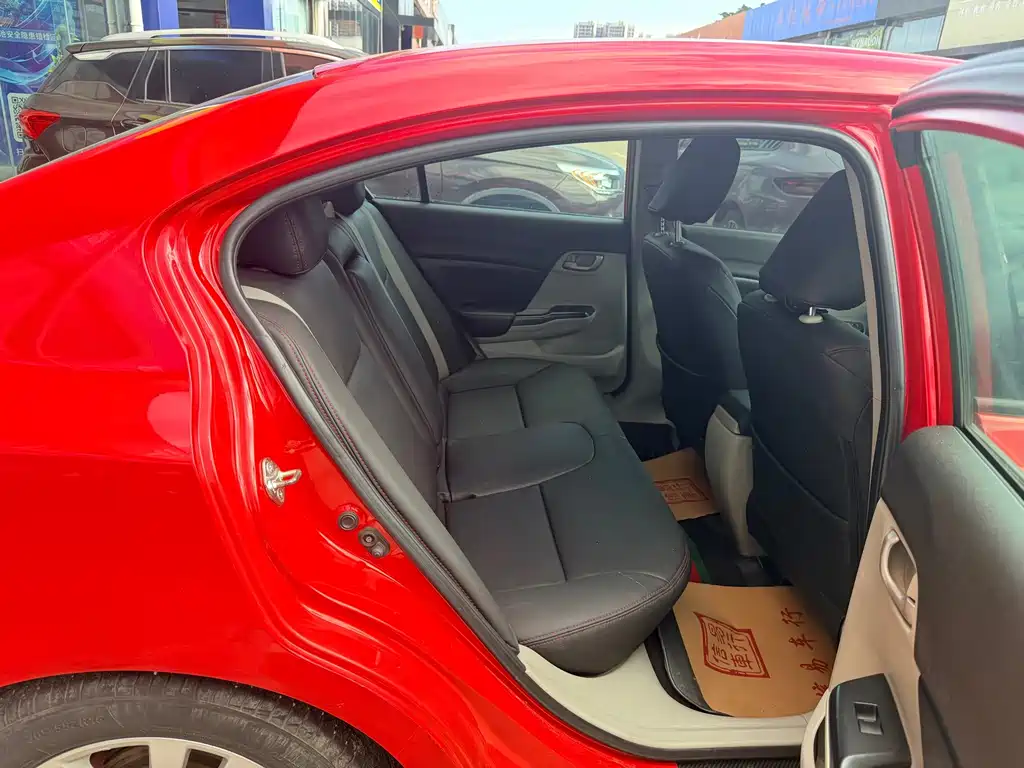 Honda Civic — миниатюра 6