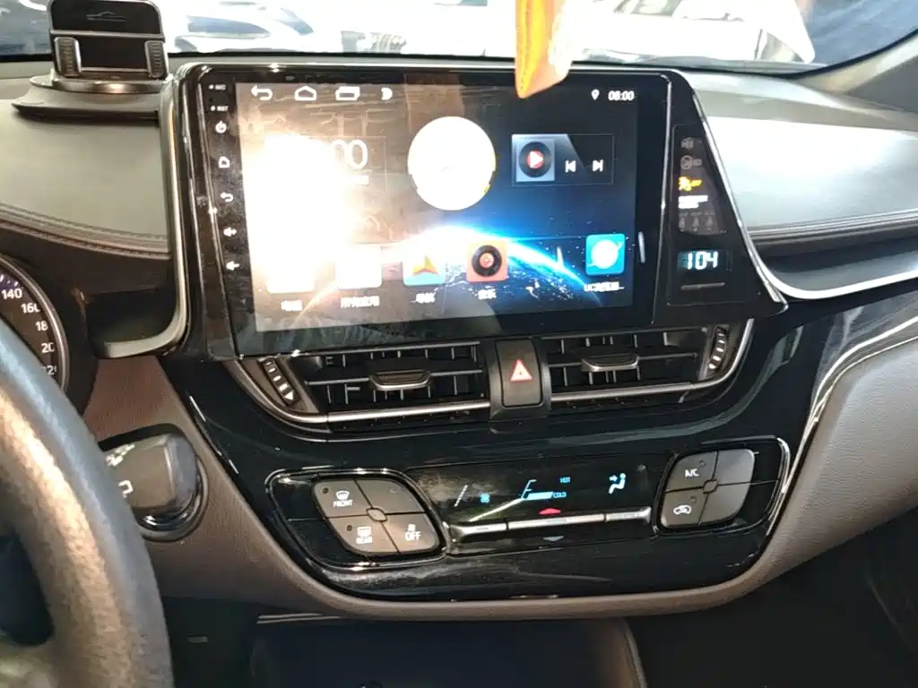 Toyota C-HR — миниатюра 13