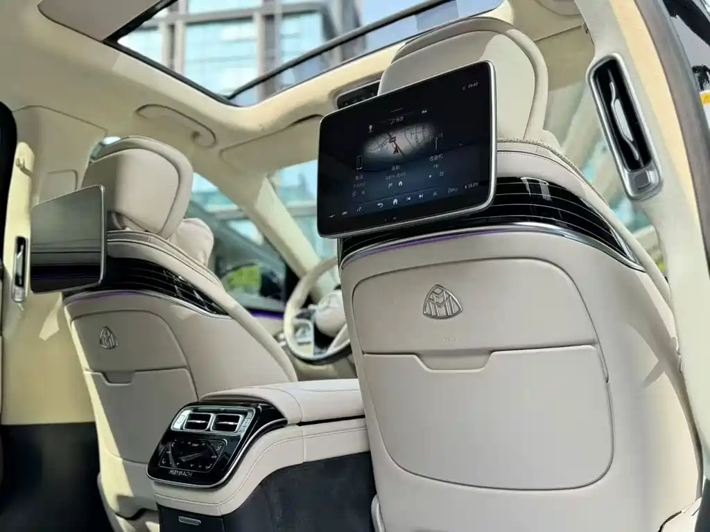 Mercedes-Benz S-Class — миниатюра 7