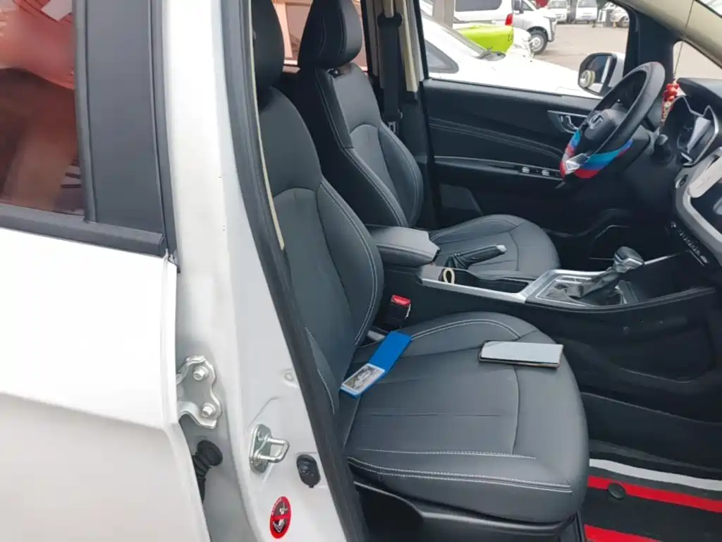 Geely Vision X3 — миниатюра 25