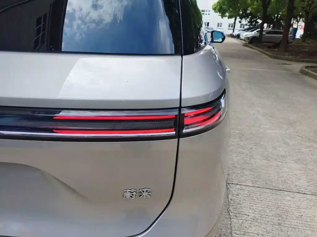 NIO ES8 — миниатюра 8