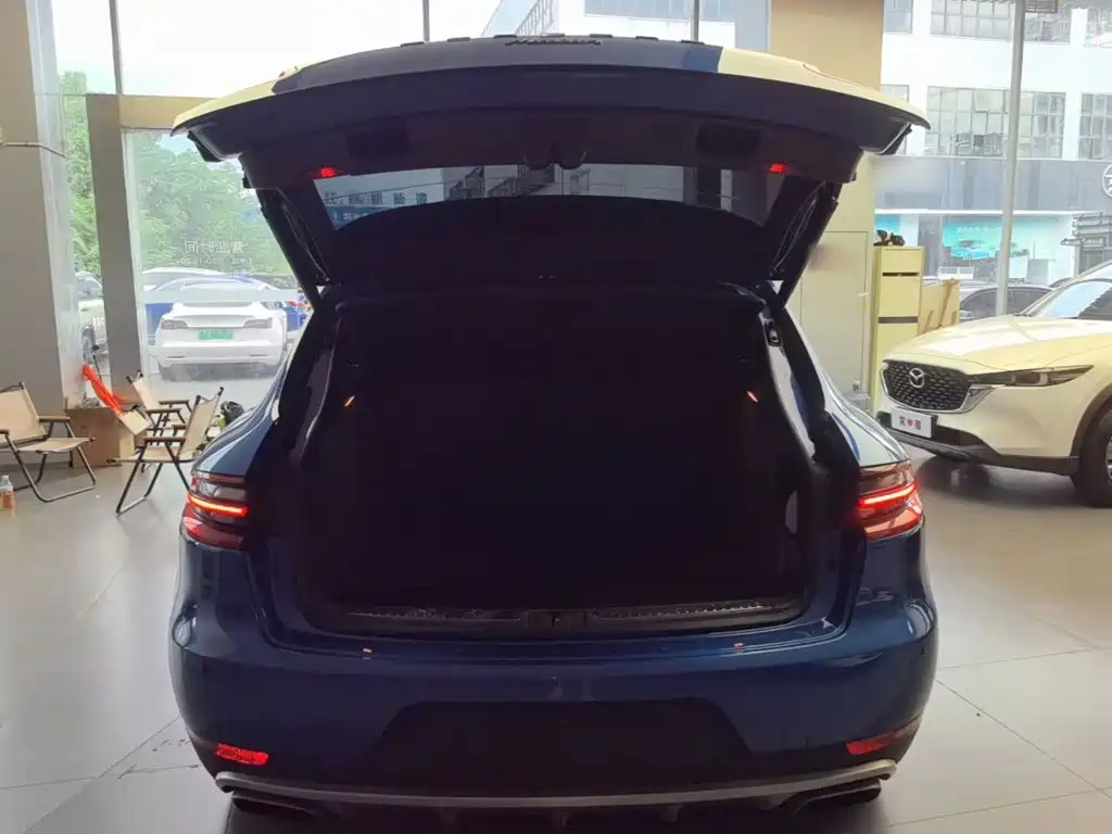 Porsche Macan — миниатюра 19