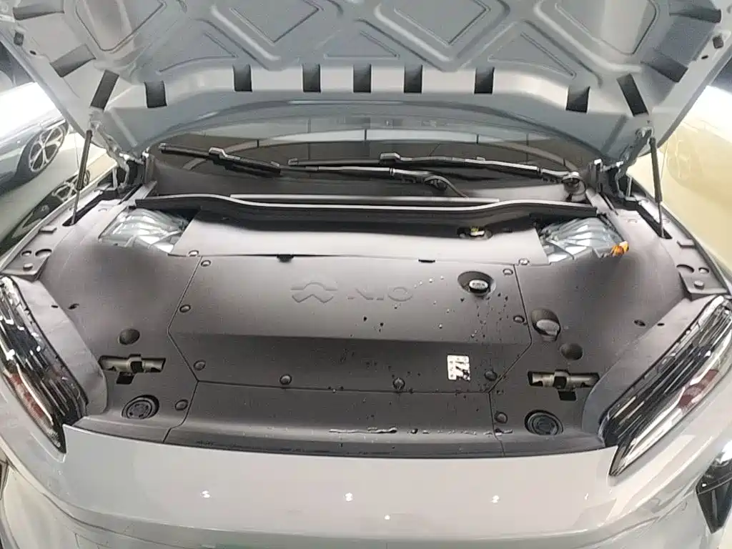 NIO ET5T — миниатюра 20