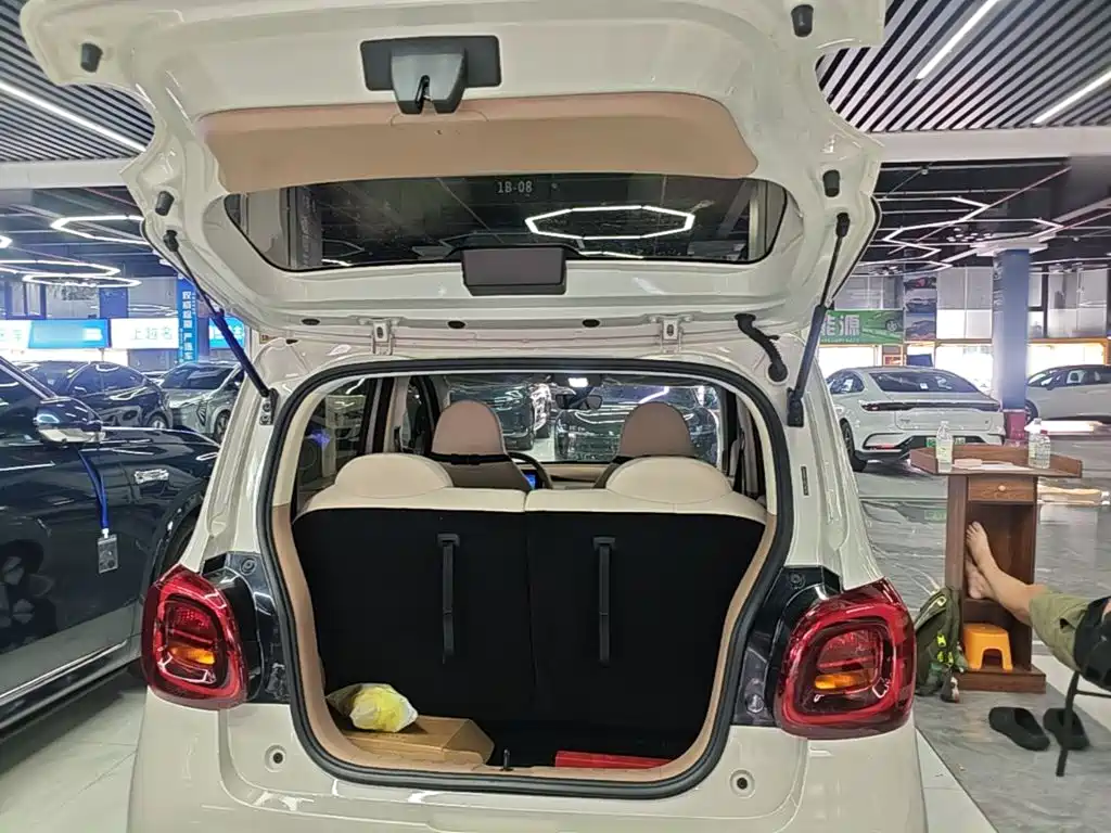 Wuling MINIEV — миниатюра 19