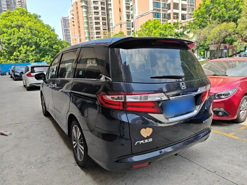 Honda Odyssey — миниатюра 5