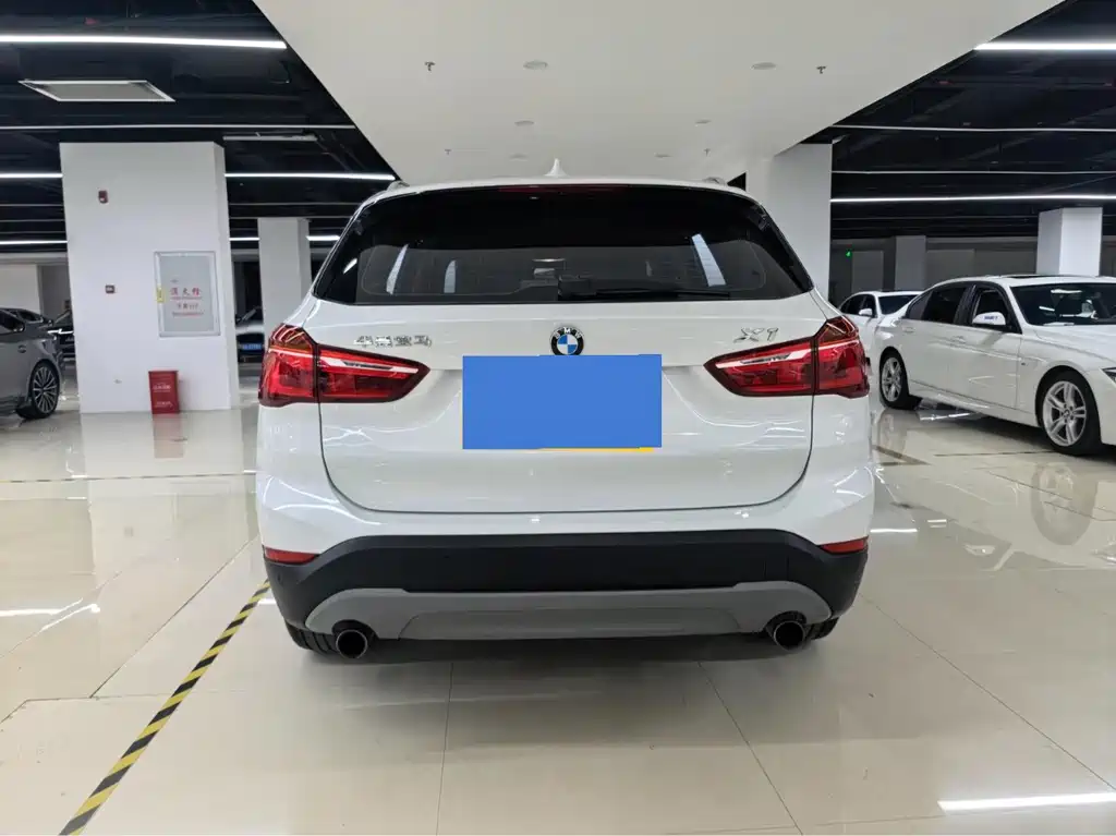 BMW X1 — миниатюра 5