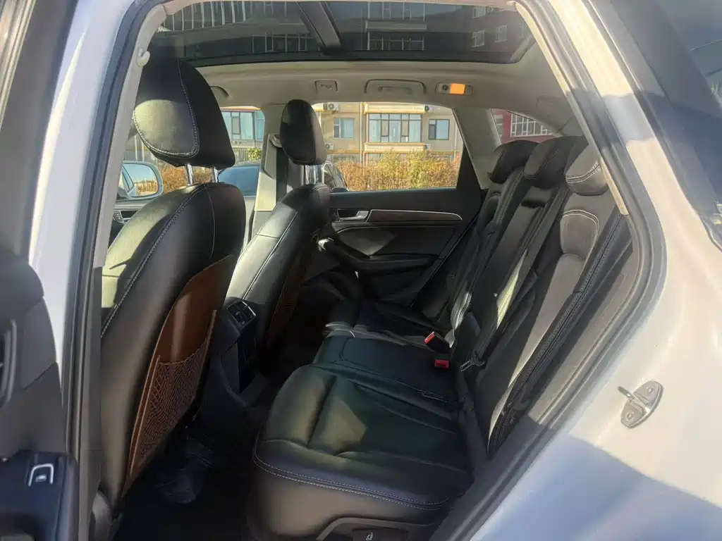 Audi Q5 — миниатюра 8
