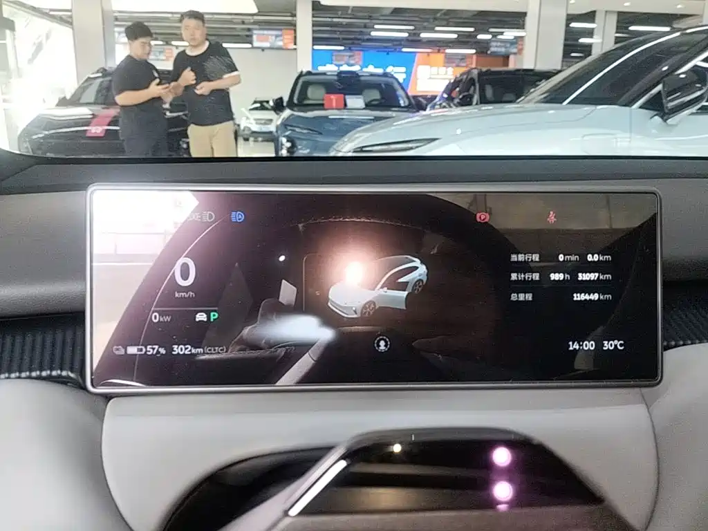 NIO ET5T — миниатюра 12