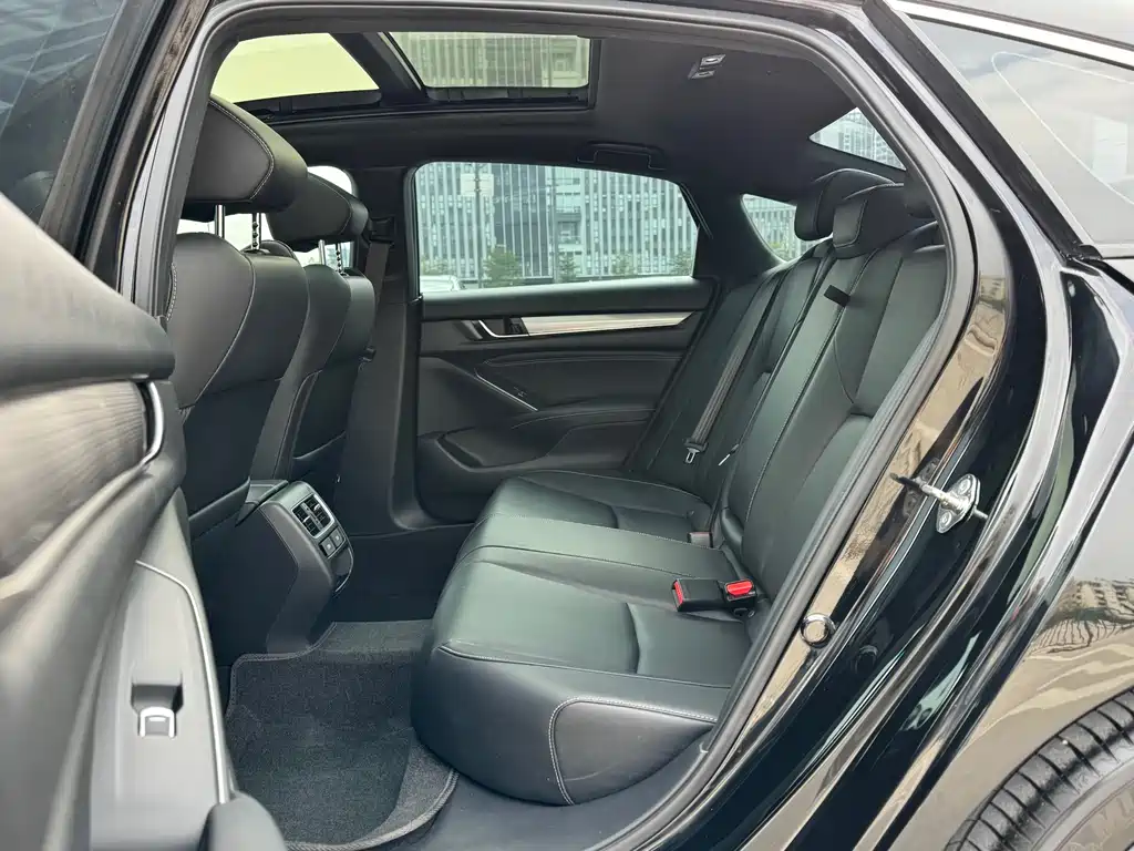 Honda Inspire 2022 260TURBO