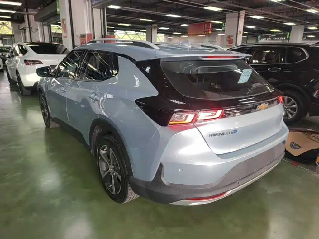 Chevrolet Menlo — миниатюра 5