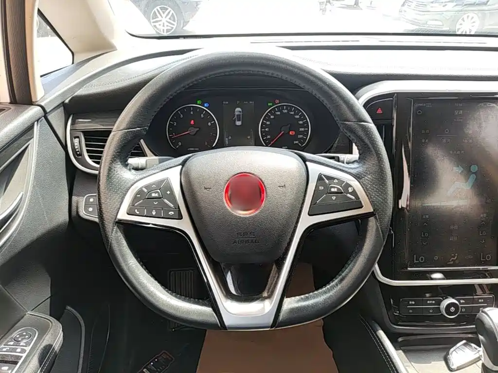 BYD MAX — миниатюра 11