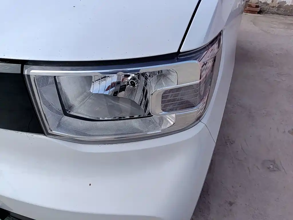 Wuling MINIEV — миниатюра 24