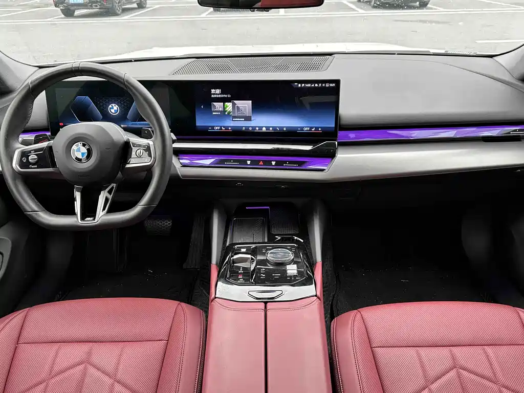 BMW 5 Series — миниатюра 9