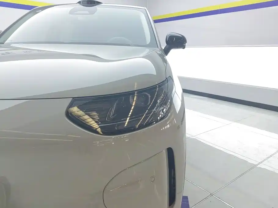 Leapmotor Leapmotor A10 — миниатюра 5