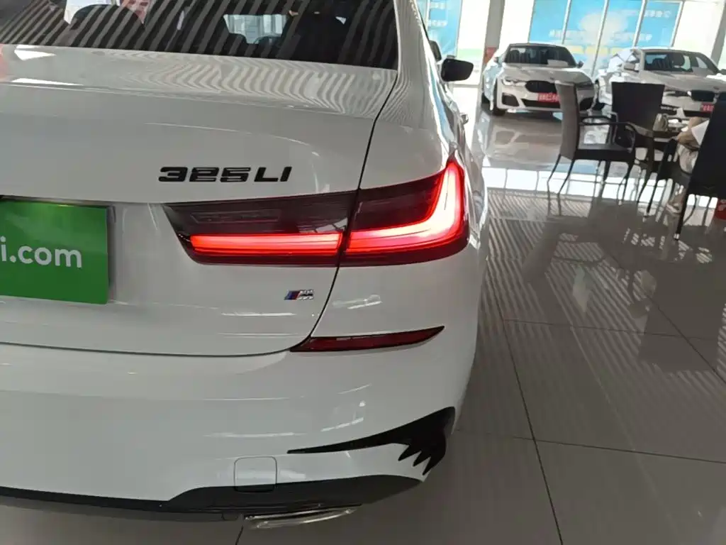 BMW 3 Series — миниатюра 8