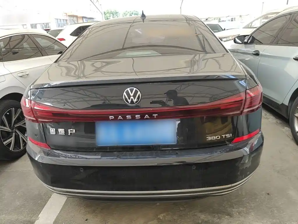 Volkswagen Passat — миниатюра 6