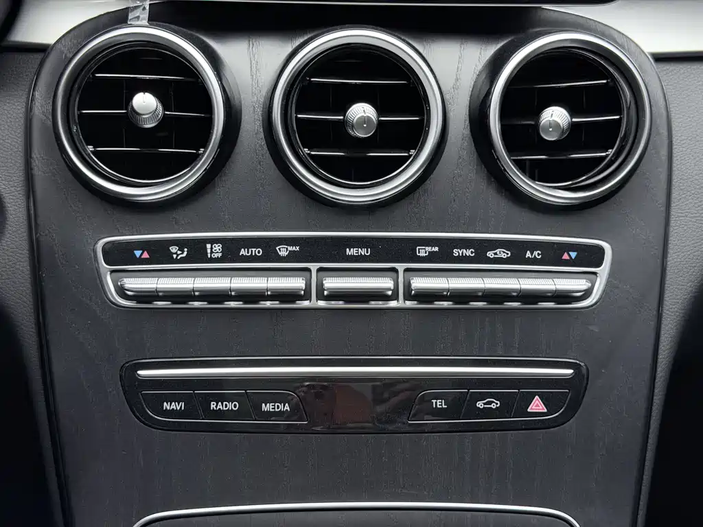 Mercedes-Benz C-Class — миниатюра 30