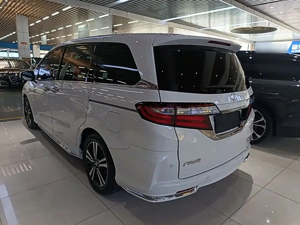 Honda Odyssey — миниатюра 5