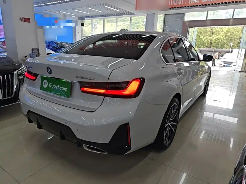 BMW 3 Series — миниатюра 7