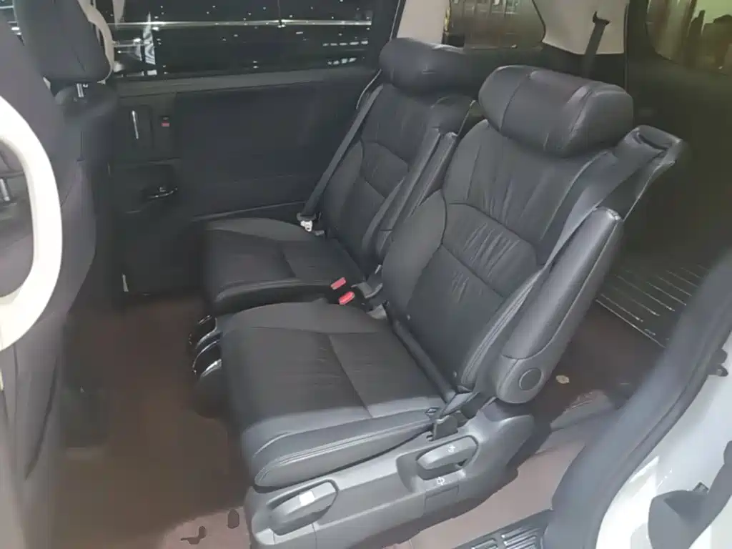 Honda Odyssey — миниатюра 17
