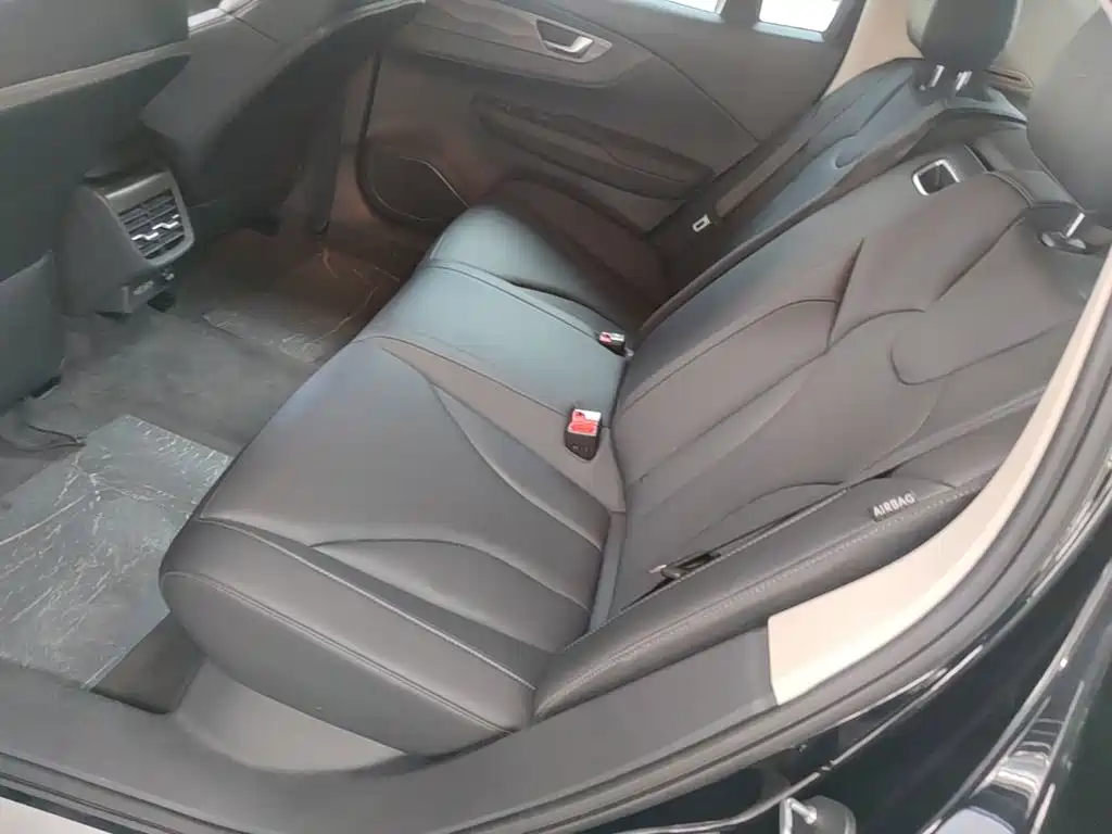 Hongqi Hongqi E-QM5 — миниатюра 17