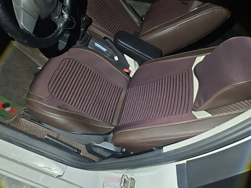 Volkswagen Santana — миниатюра 8