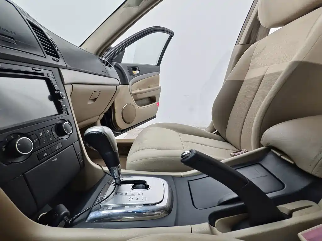 Chevrolet Epica — миниатюра 11