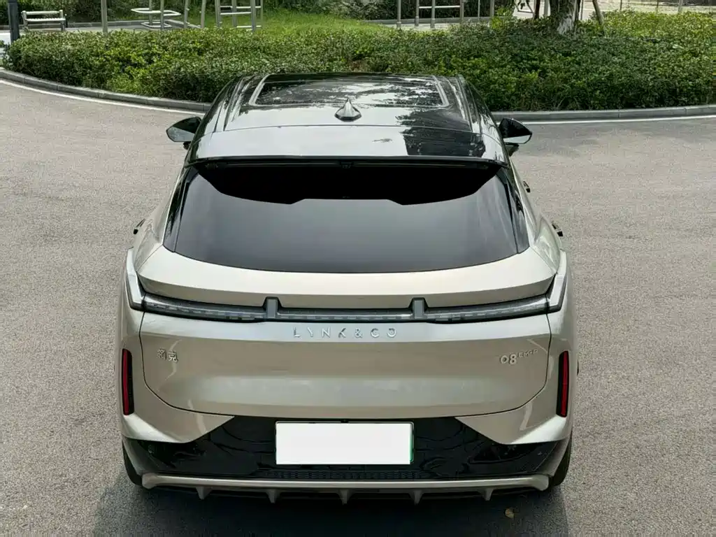 Lynk & Co 08 EM-P — миниатюра 8