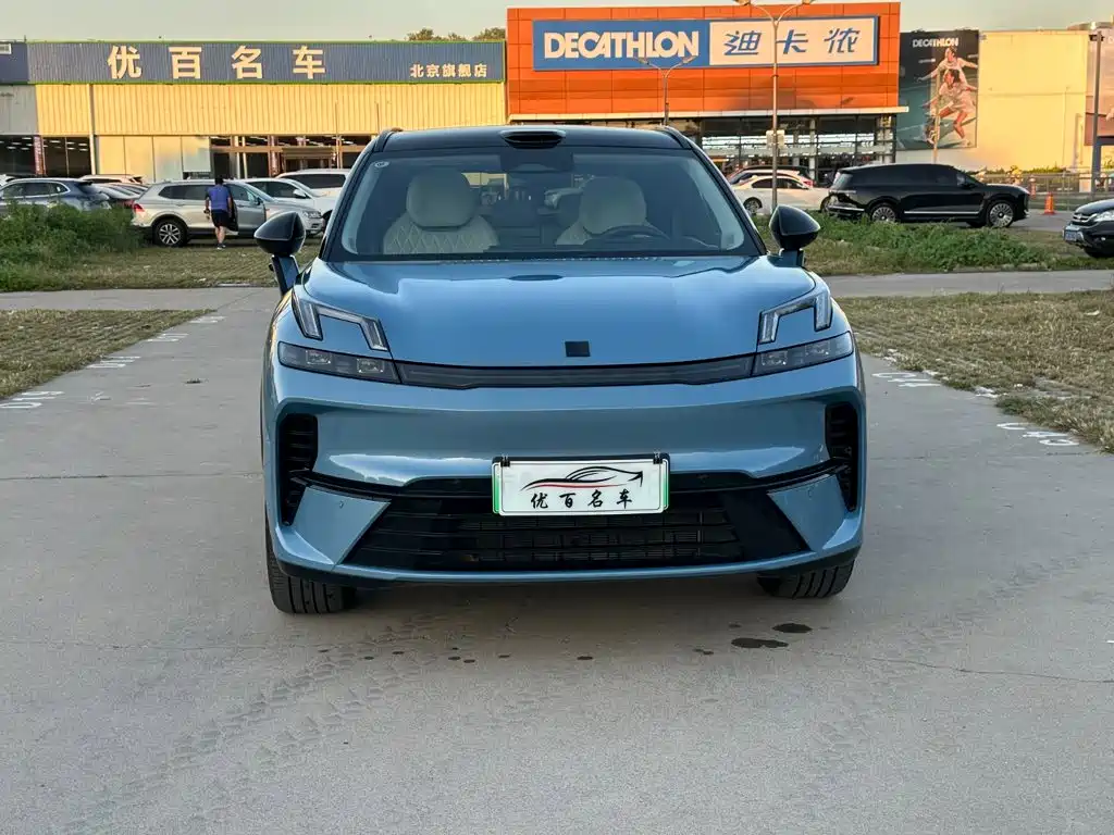 Lynk & Co 08 EM-P — миниатюра 2