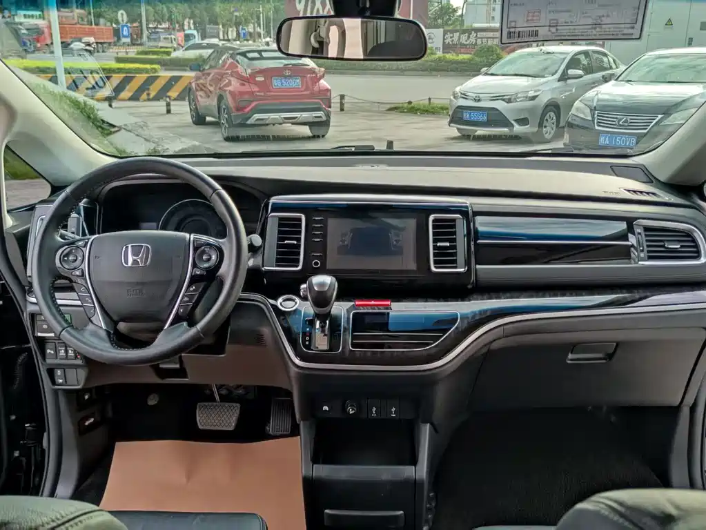 Honda Elysion — миниатюра 14
