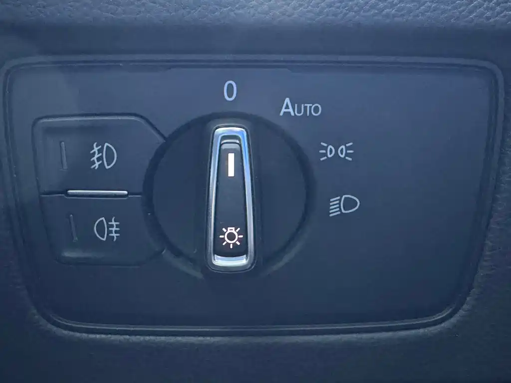 Volkswagen Magotan — миниатюра 10