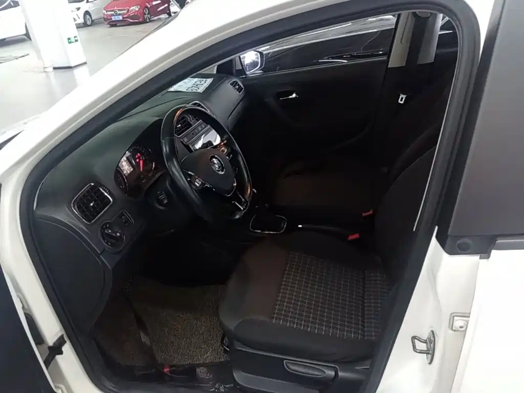 Volkswagen Polo — миниатюра 15