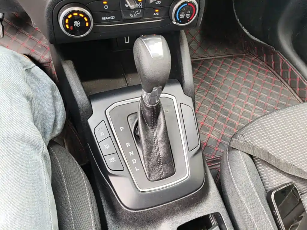 Ford Focus — миниатюра 7