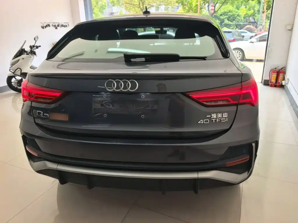 Audi Q3 Sportback — миниатюра 6