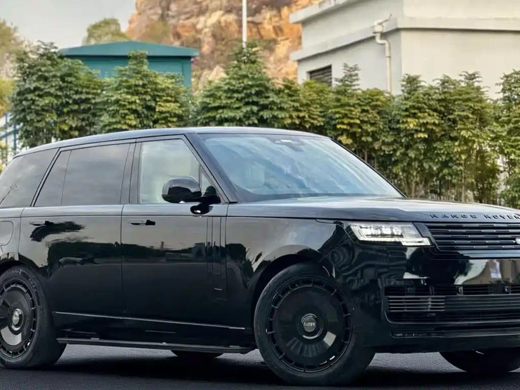 Land Rover Range Rover — миниатюра 3