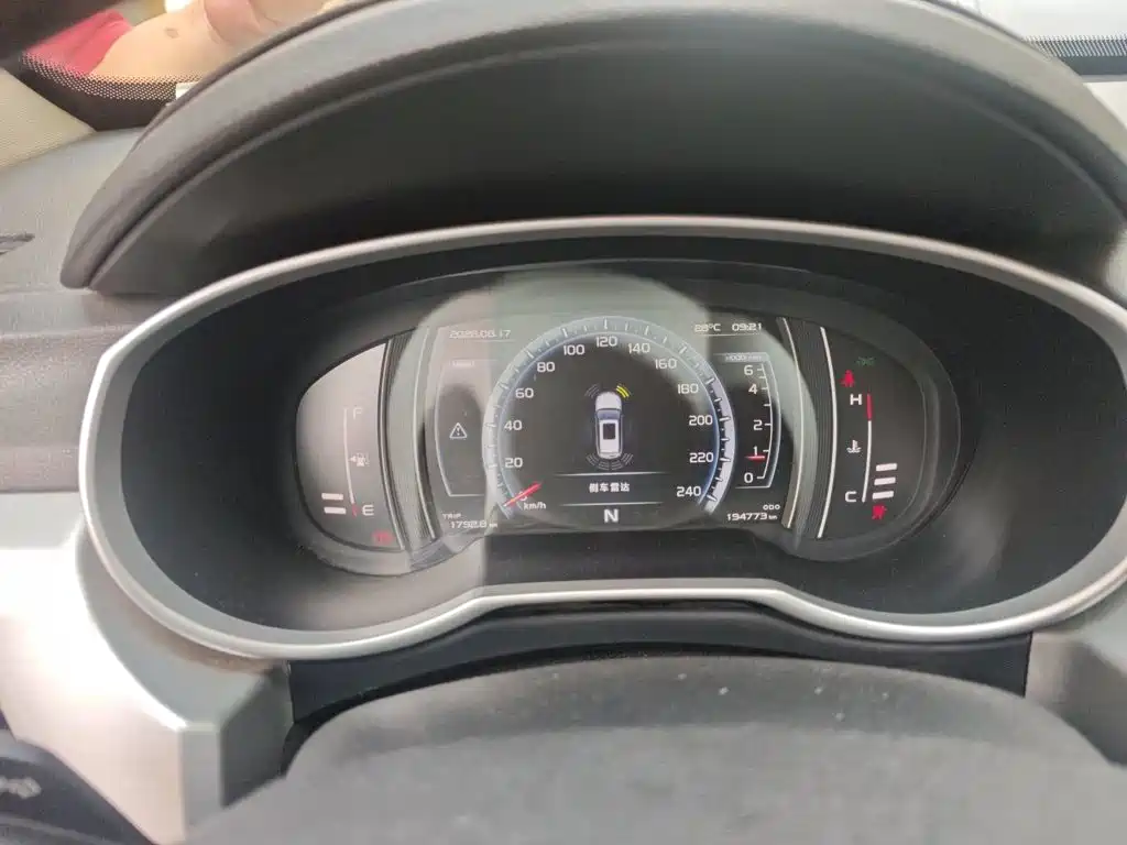 Geely Boyue — миниатюра 12