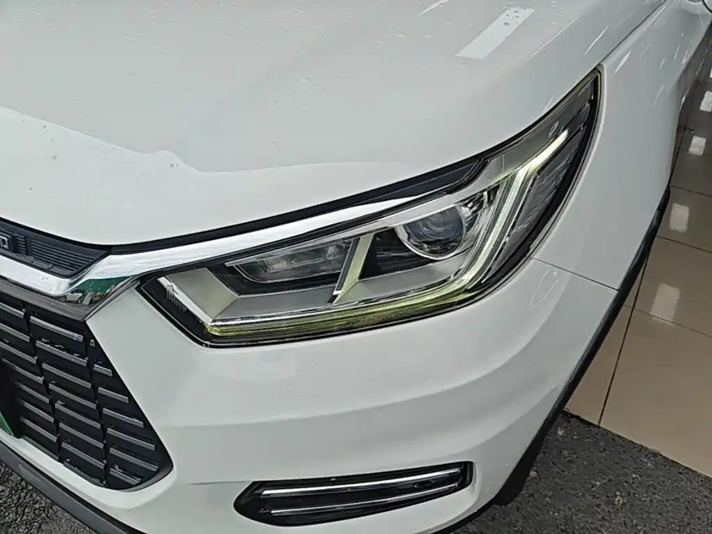 BYD Yuan EV — миниатюра 24