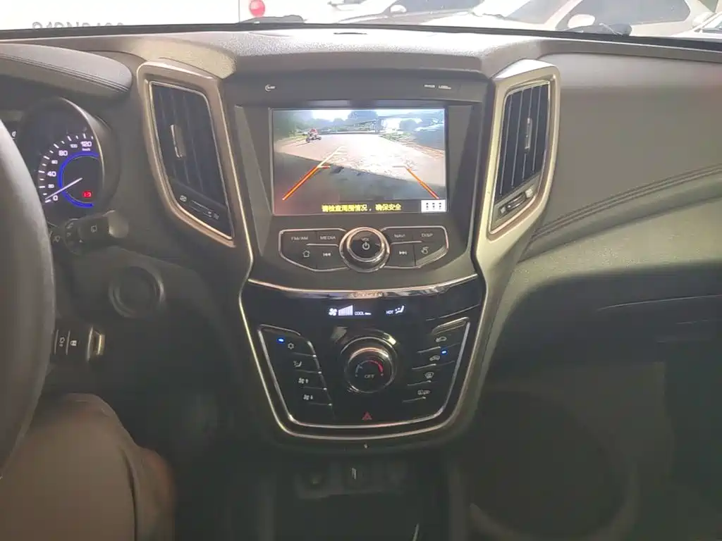 Changan CS35 — миниатюра 13