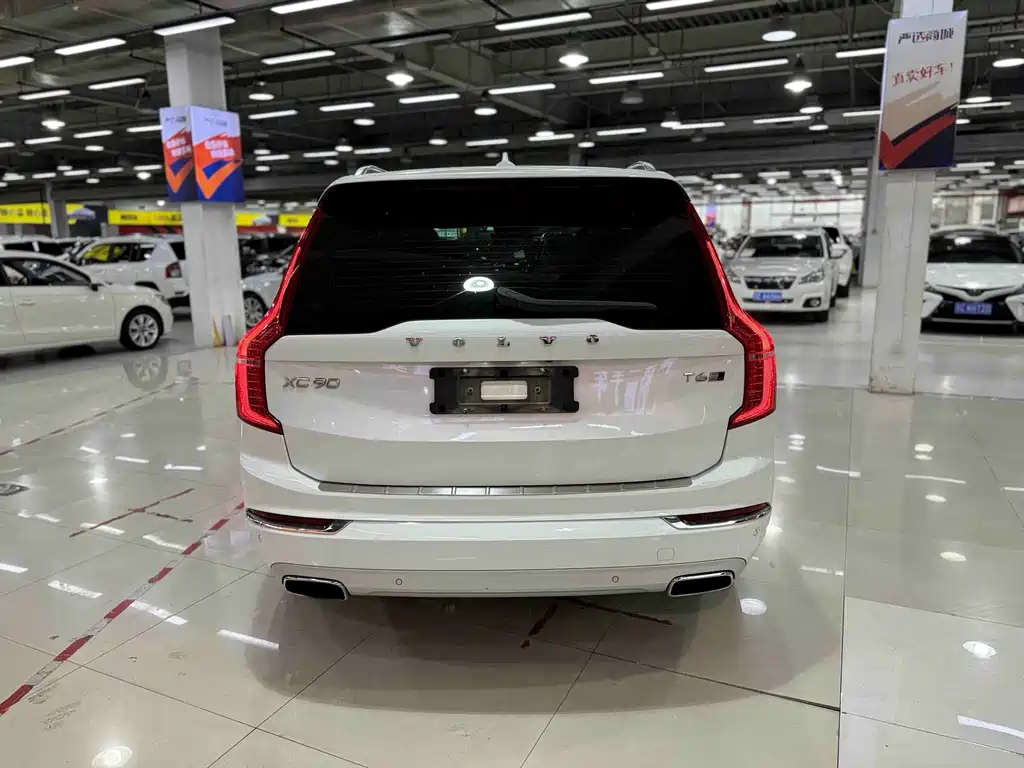 Volvo XC90 2019 T6 7 мест V