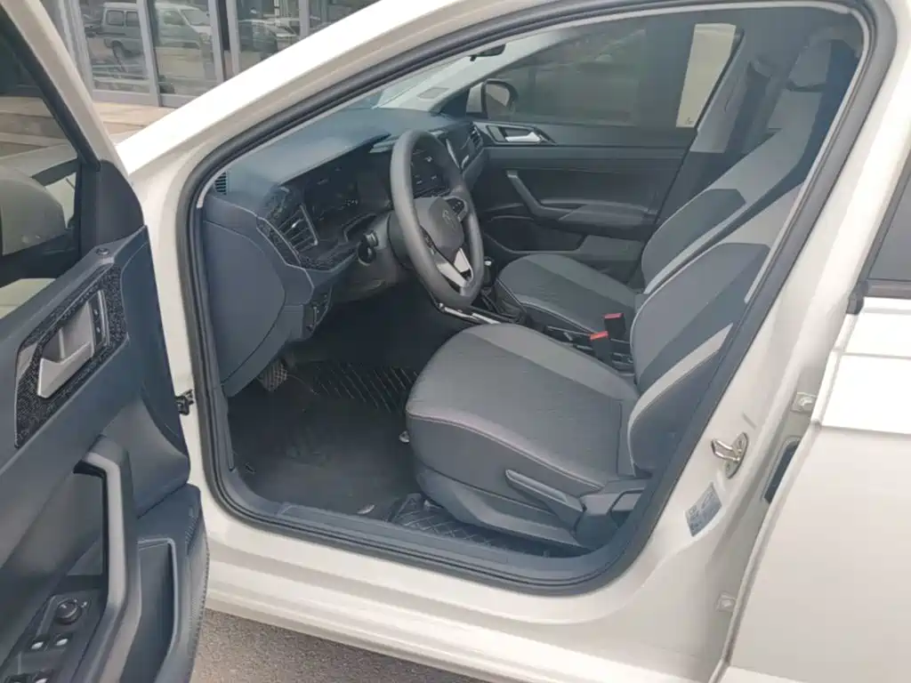 Volkswagen Lavida — миниатюра 16