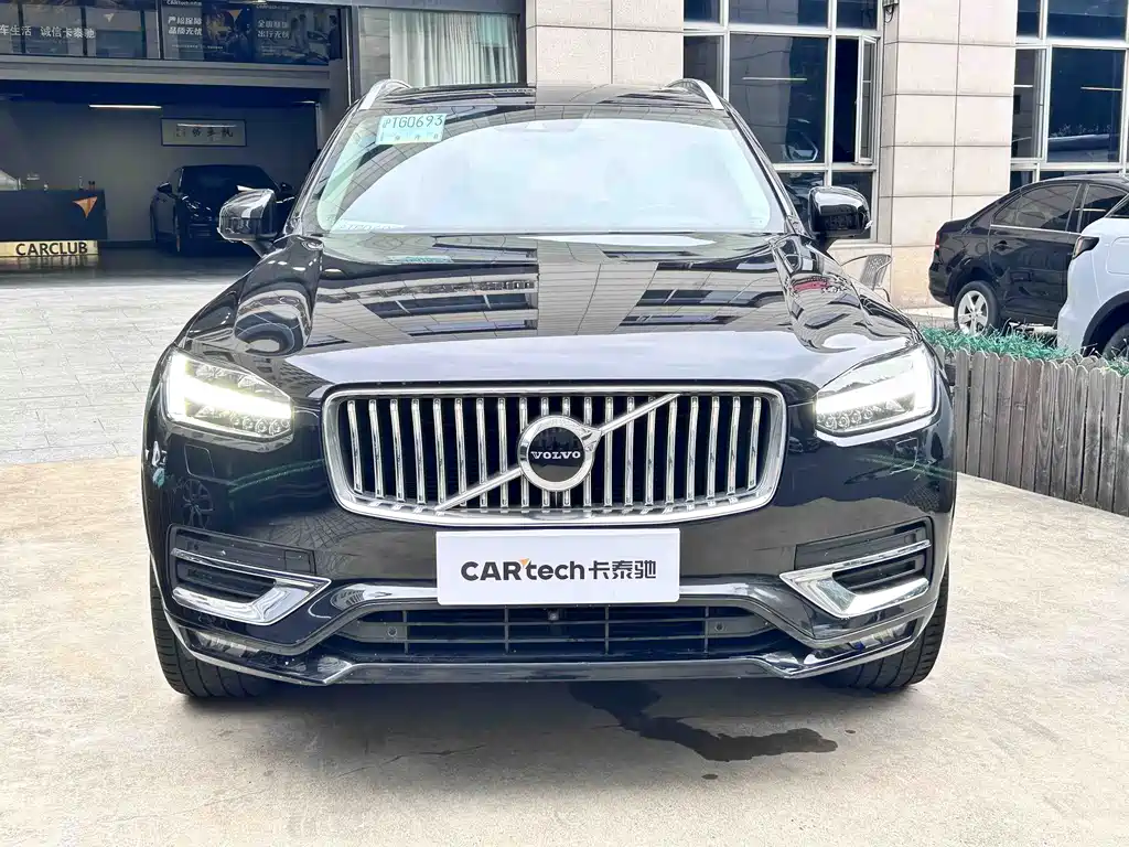 Volvo XC90 — миниатюра 2