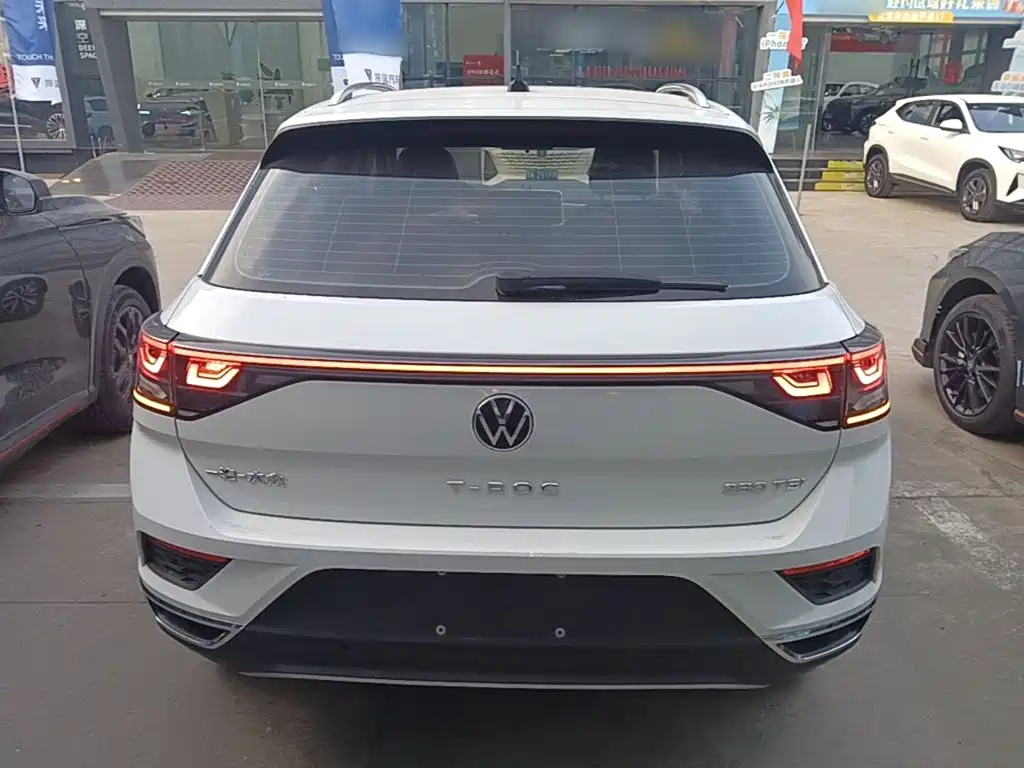 Volkswagen T-Roc — миниатюра 6