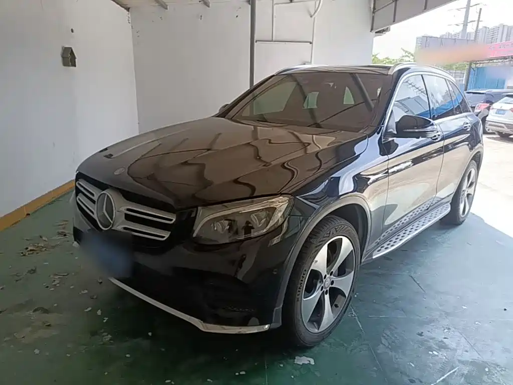 Mercedes-Benz GLC 2017 GLC 300 4MATIC Luxury
