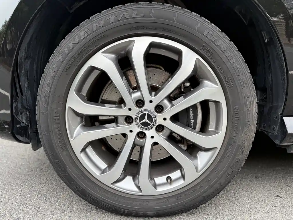 Mercedes-Benz GLE (Import) — миниатюра 19